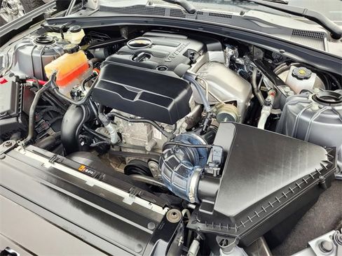 Used 2022 Chevrolet Camaro LT image 27