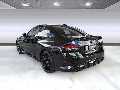 Used 2025 BMW M240i Coupe RWD image 3