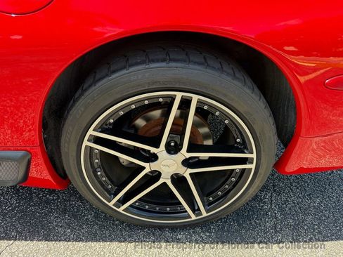 Used 1999 Chevrolet Corvette Coupe w/ Performance Handling Pkg RWD image 71