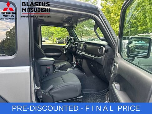 Used 2020 Jeep Wrangler Sport AWD/4WD image 21