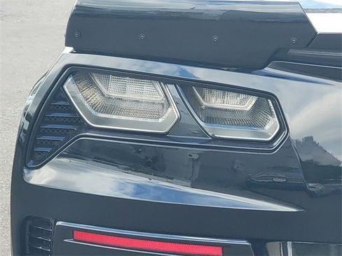 Used 2019 Chevrolet Corvette Z06 image 8