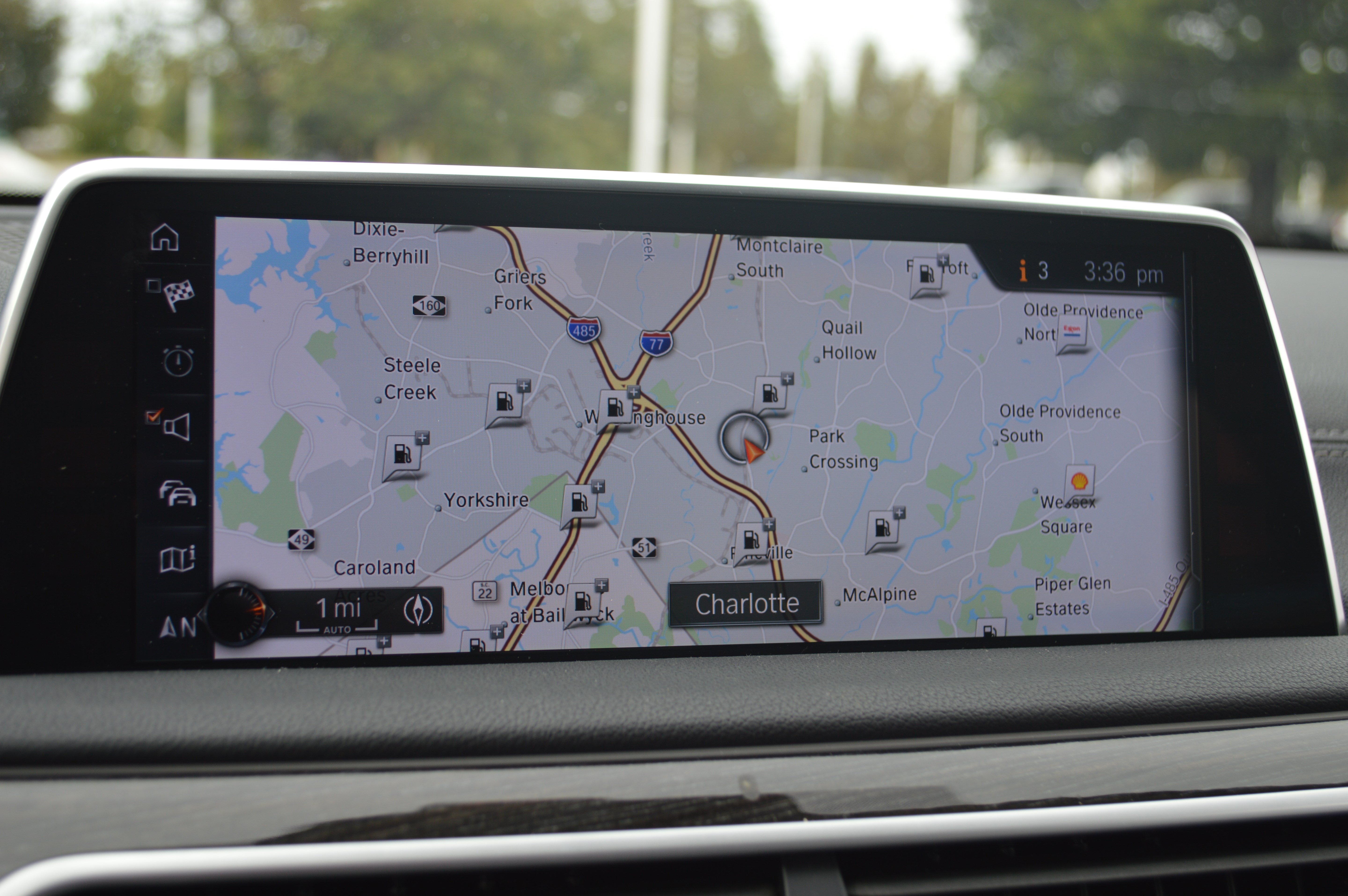 Used 2017 BMW 740i RWD image 17