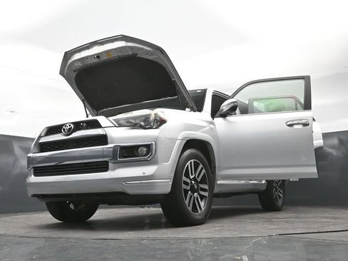 Used 2016 Toyota 4Runner Limited RWD image 37