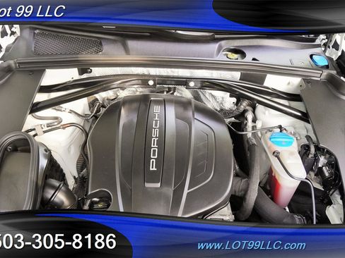 Used 2017 Porsche Macan AWD/4WD image 23