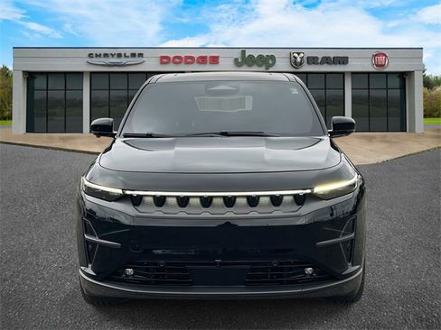 Used 2025 Jeep Wagoneer S Launch Edition image 39