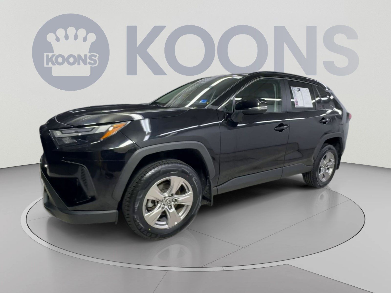 Used 2023 Toyota RAV4 XLE w/ Convenience Package AWD/4WD image 5
