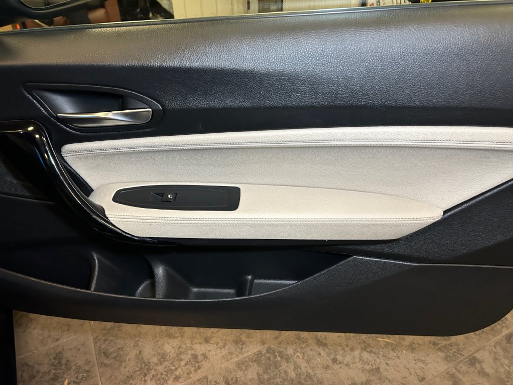 Used 2017 BMW 230i xDrive Convertible AWD/4WD image 16
