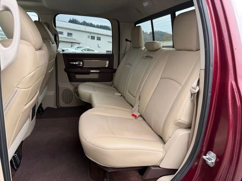 Used 2017 RAM 1500 Laramie w/ Convenience Group image 16