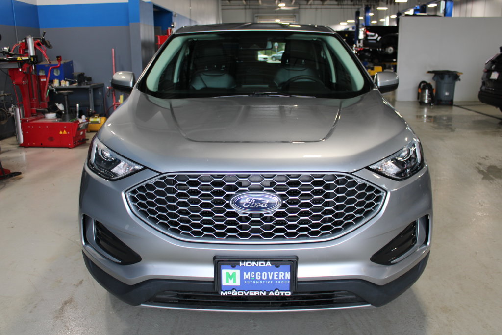 Used 2023 Ford Edge SEL AWD/4WD image 2
