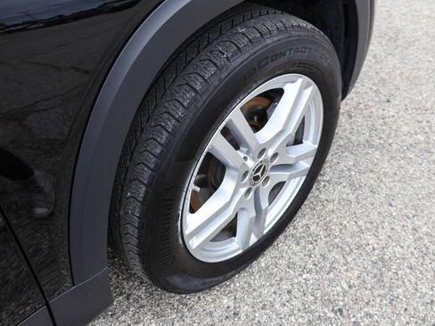 Used 2021 Mercedes-Benz GLB 250 image 13