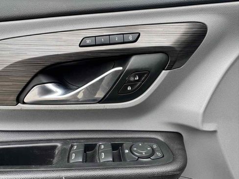 Used 2019 GMC Terrain SLT w/ Preferred Package image 15