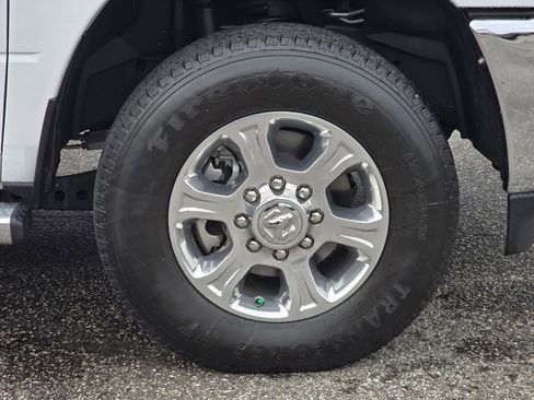 Used 2024 RAM 2500 Big Horn w/ Heated Seats & Wheel Group image 20