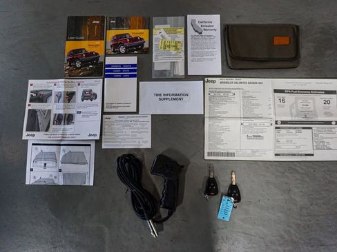 Used 2012 Jeep Wrangler Unlimited Sahara w/ Connectivity Group image 96