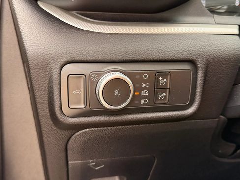 Used 2021 Ford Explorer XLT w/ Equipment Group 202A AWD/4WD image 20
