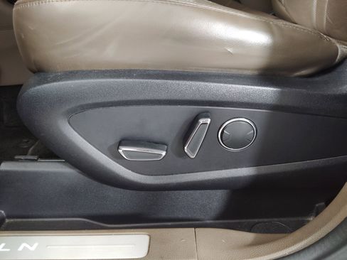 Used 2015 Lincoln MKC FWD w/ Equipment Group 102A Reserve image 14