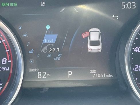 Used 2019 Toyota Camry XSE FWD image 10