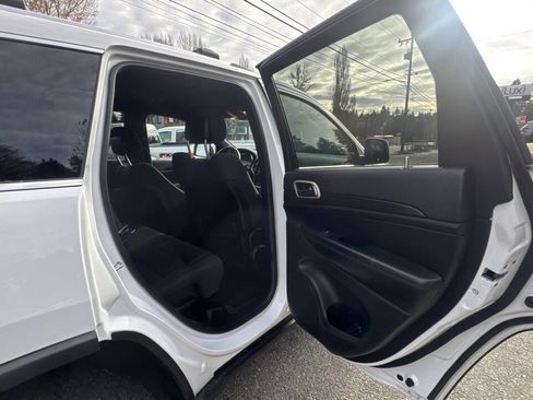 Used 2014 Jeep Grand Cherokee Laredo w/ Quick Order Package 23E image 19