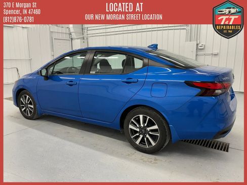 Used 2024 Nissan Versa SV w/ Trunk Package FWD image 3