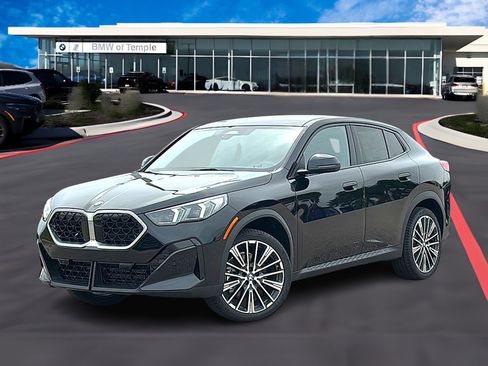 New 2026 BMW X2 xDrive28i w/ Technology Package AWD/4WD image 1