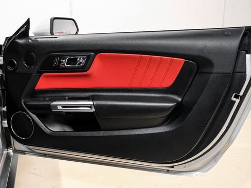 Used 2017 Ford Mustang Premium w/ Ecoboost Performance Package image 39