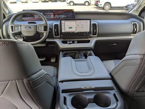New 2025 Ford Expedition Active RWD image 14