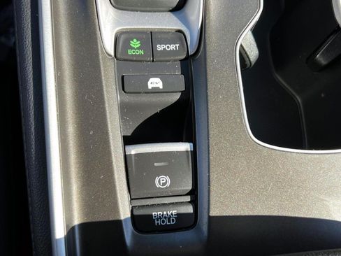 Certified 2019 Honda Accord EX-L image 31