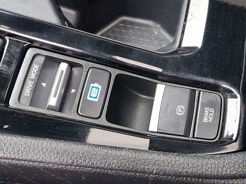Used 2024 Honda Accord Sport image 25