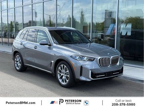 New 2026 BMW X5 xDrive50e w/ Premium Package AWD/4WD image 7