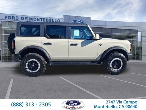 New 2026 Ford Bronco Outer Banks w/ Sasquatch Package AWD/4WD image 8