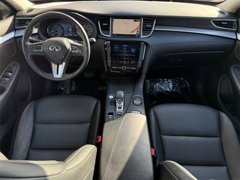 Used 2020 INFINITI QX50 Essential image 4