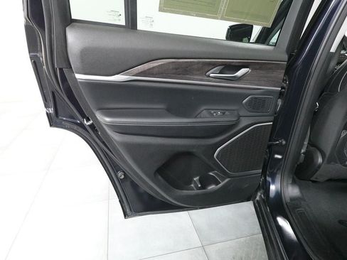Used 2024 Jeep Grand Cherokee Limited 4xe AWD/4WD image 25