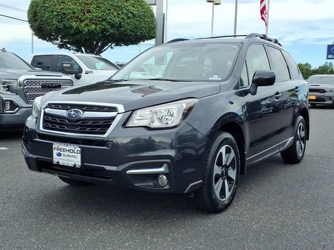 Used 2018 Subaru Forester 2.5i Premium AWD/4WD image 3