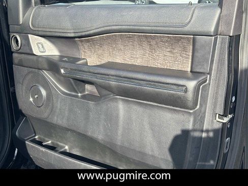 Used 2018 Ford Expedition Limited w/ Equipment Group 301A image 14