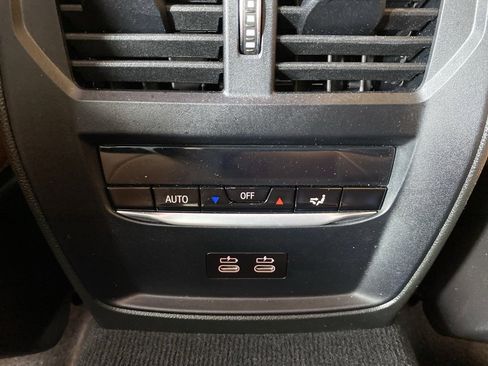 Certified 2023 BMW 330e xDrive w/ M Sport Package image 27