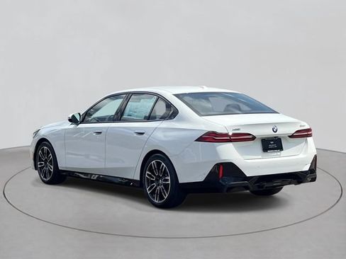 Used 2024 BMW 530i xDrive w/ M Sport Package AWD/4WD image 3