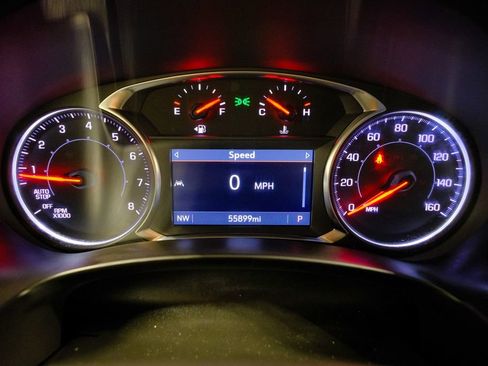 Used 2024 GMC Terrain SLT image 38