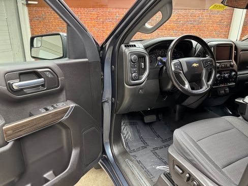 Used 2022 Chevrolet Silverado 1500 LT image 10