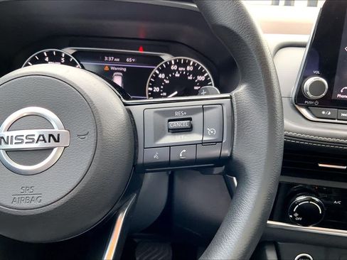 Used 2021 Nissan Rogue S AWD/4WD image 24