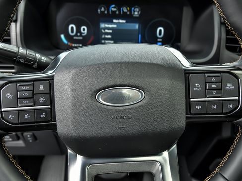 New 2024 Ford Expedition Platinum image 12