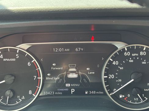 Used 2025 Nissan Rogue SV FWD image 43