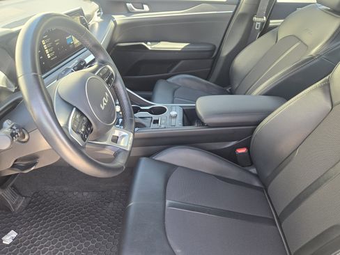 Used 2023 Kia K5 GT-Line w/ GT-Line Premium Package image 17