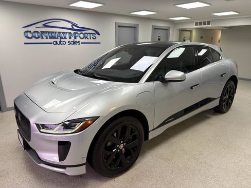 Used 2020 Jaguar I-PACE SE AWD/4WD image 2