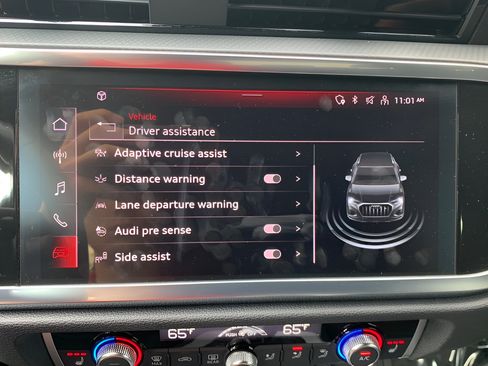 Used 2024 Audi Q3 2.0T Premium AWD/4WD image 24