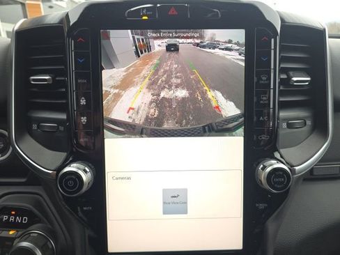New 2026 RAM 1500 4x4 Crew Cab image 22