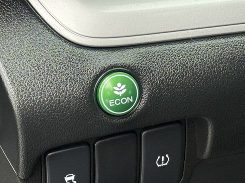 Used 2015 Honda CR-V EX image 12