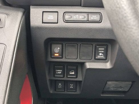 Used 2023 Nissan Frontier PRO-4X w/ Pro Convenience Package image 23