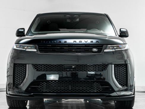 Used 2025 Land Rover Range Rover Sport SV Edition Two AWD/4WD image 4