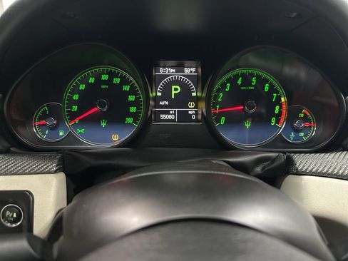 Used 2015 Maserati GranTurismo Sport RWD image 26