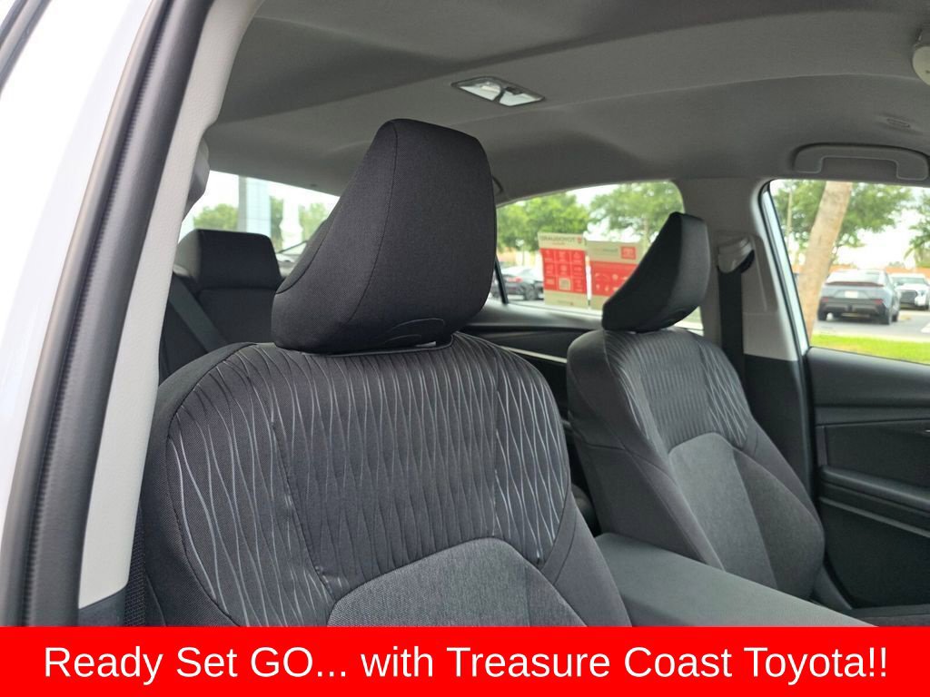 Used 2026 Toyota Camry LE FWD image 17