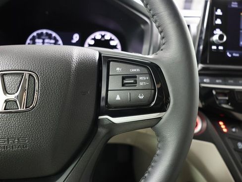 Used 2026 Honda Odyssey EX-L image 18